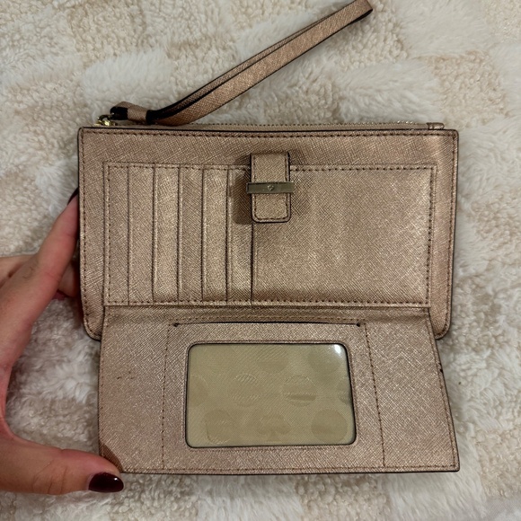 Kate Spade Wristlet - Picture 2 of 5